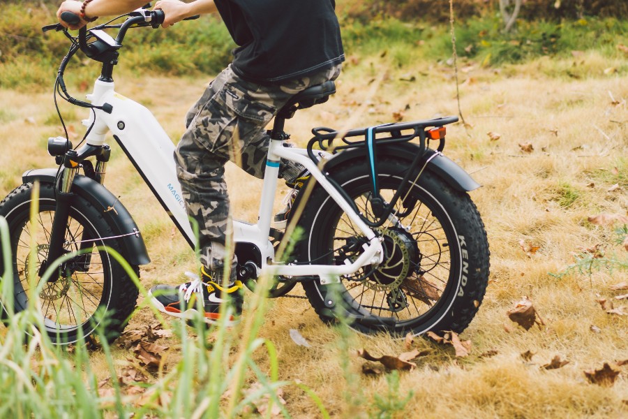 Beginner Mistakes Not to Make While Riding Your Electric Mountain Bikes