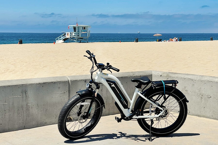 Long Range Electric Bike: How Far Can You Go on a Single Charge?